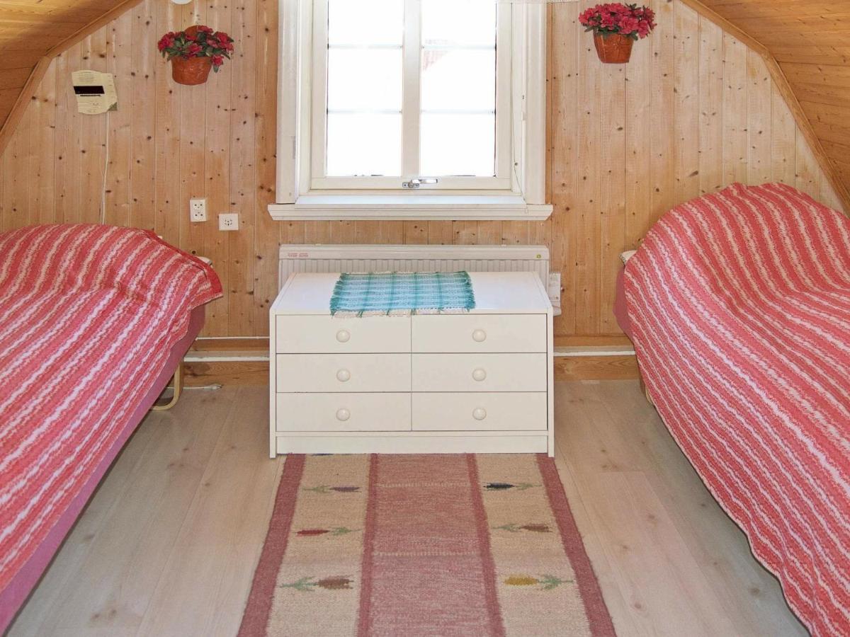 5 Person Holiday Home In Str Mstad Strömstad Zimmer foto